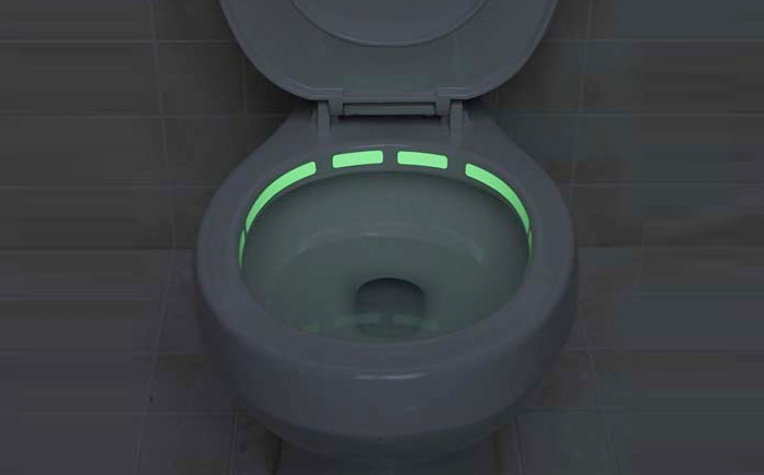 glow-in-the-dark toilet seat, taken by paintbox @ Fritz