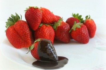 strawberries-in-chocolate