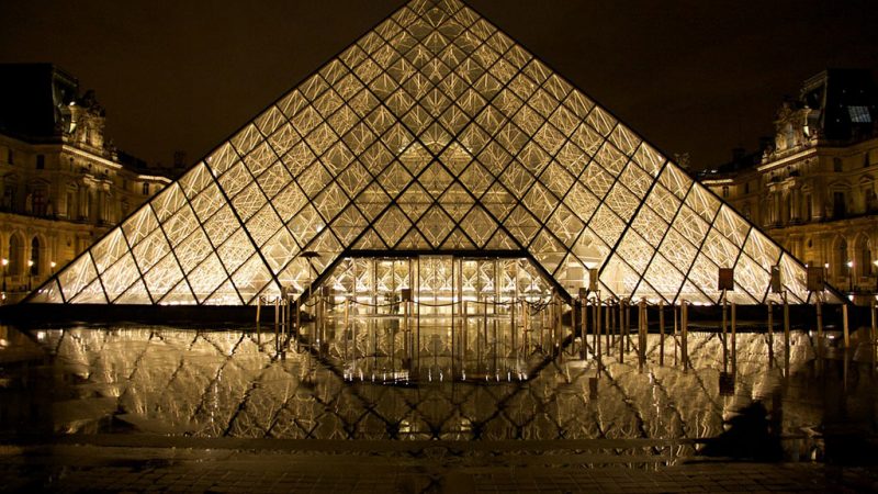 louvre-paris-france