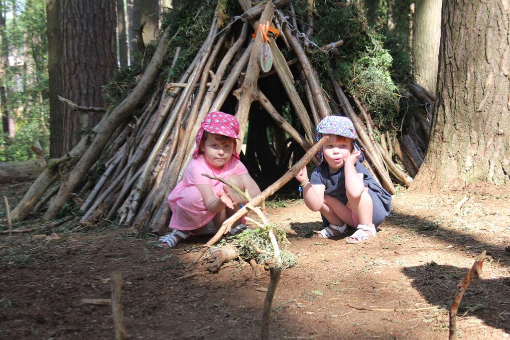 camping-in-nature-family-time