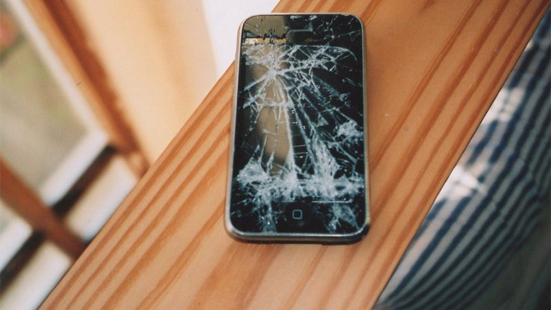 cracked-iphone