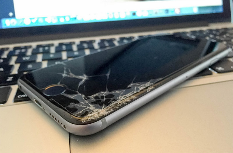 cracked-iphone