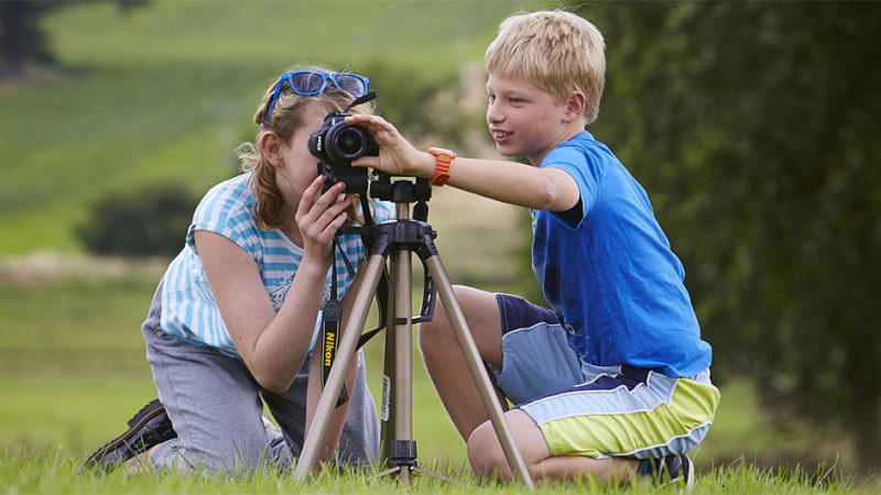 children-photography-tripod
