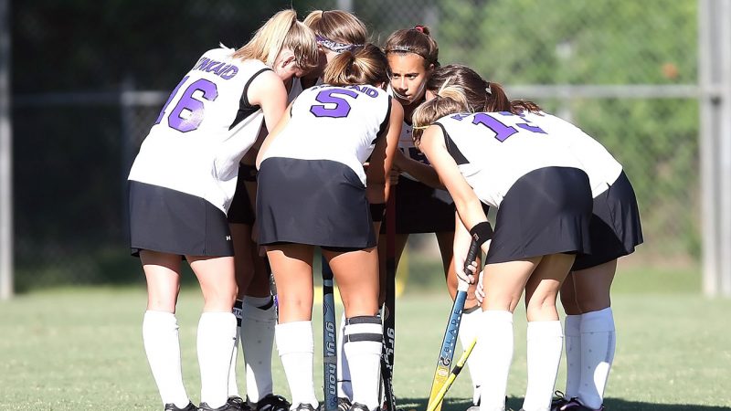 field-hockey-bg