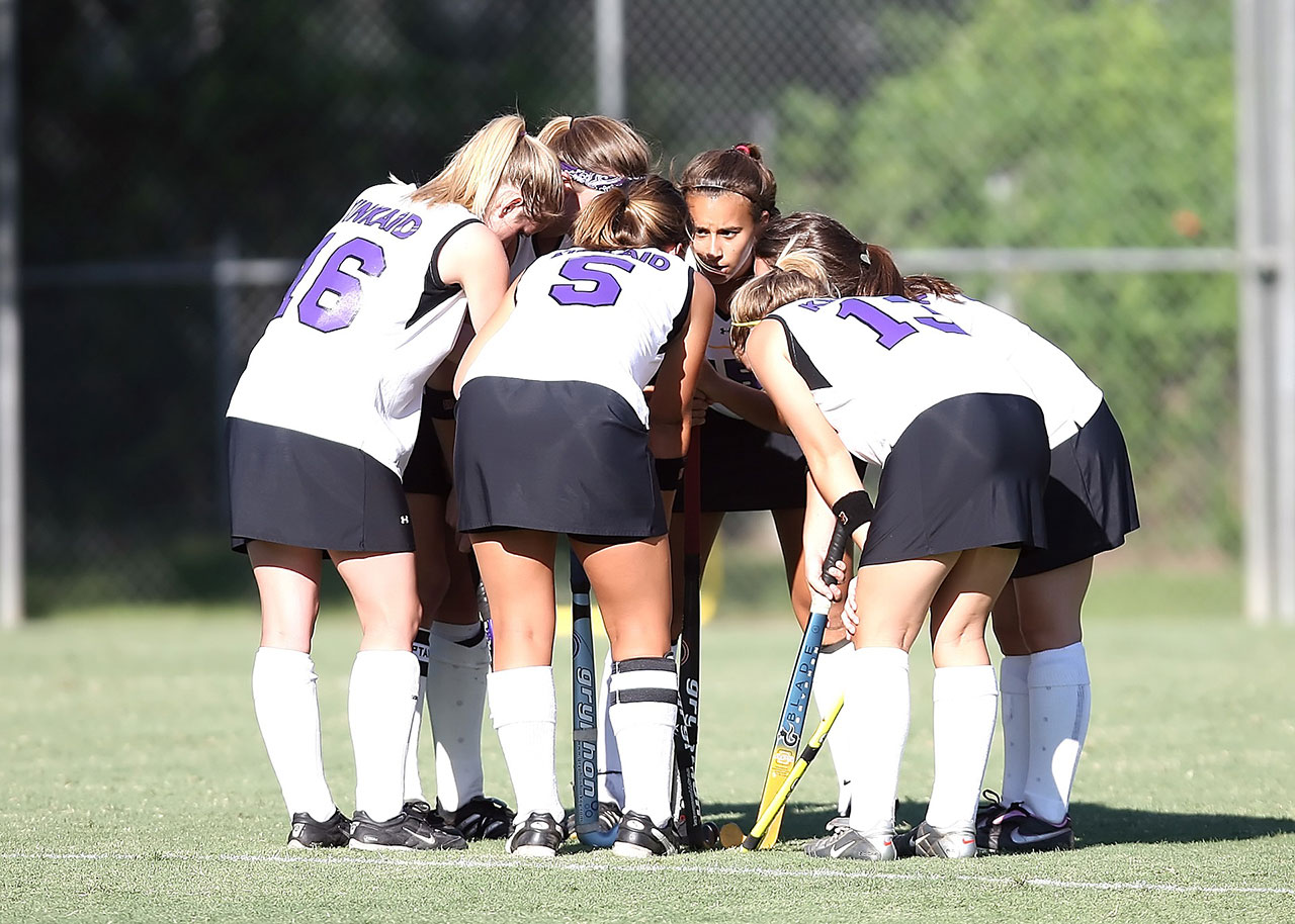 field-hockey-bg