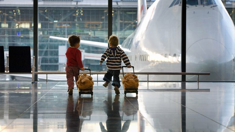 children-airport