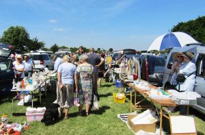 car-boot-sale-pic